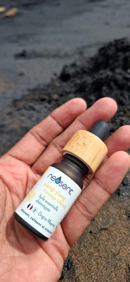 Huile essentielle d’ylang-ylang — complète supérieure | Mayotte | L’Authentique Mahoraise®